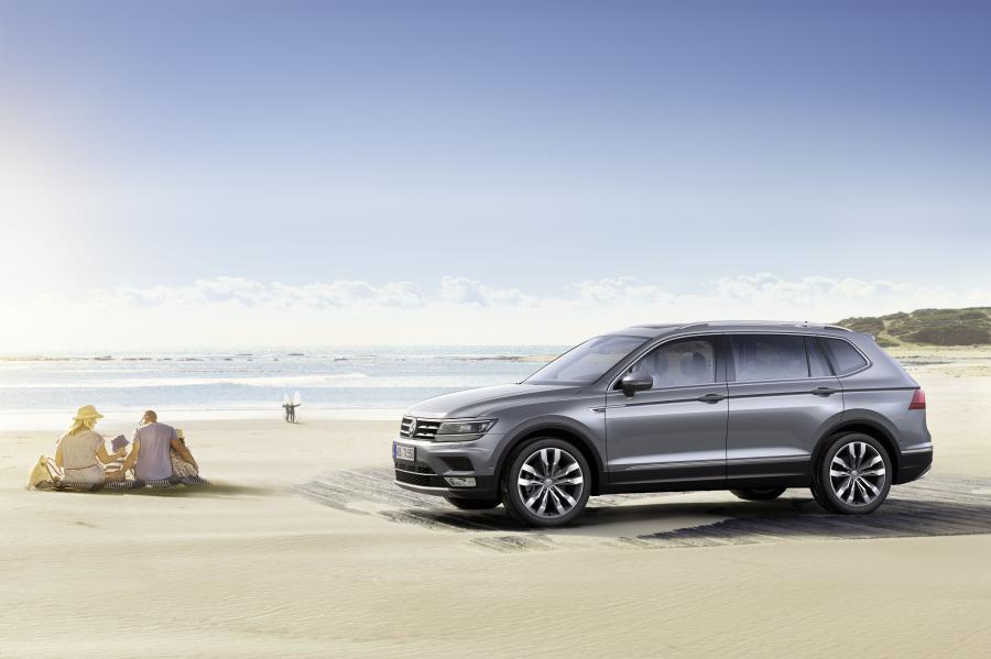  Volkswagen Tiguan Allspace 2017 года  (WW) (фото 21 из 55)